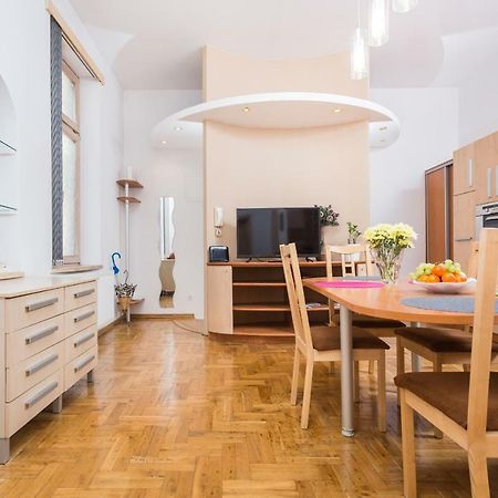 Apartament Avanti Cracovia Esterno foto